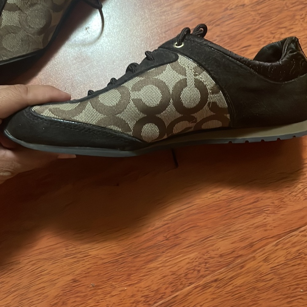 Coach Women’s Shoes, 7.5 medium, brown, in like-new condition